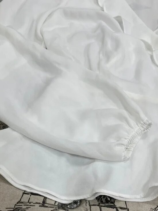 Q+A Ivory Ruffle V-Neck Blouse - Picture 5 of 15